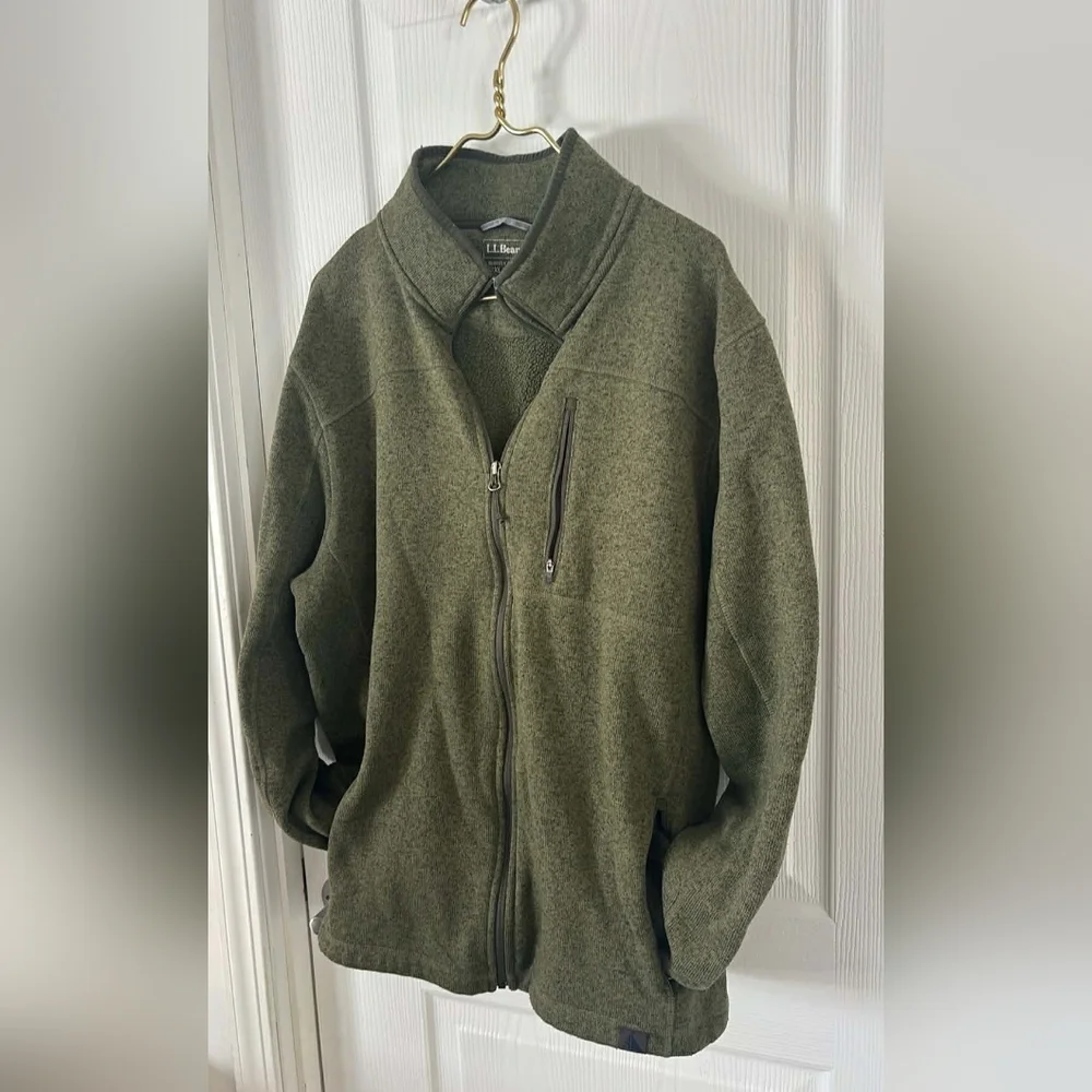 L.L. Bean Olive Green Zip-Up Fleece Jacket With Button Up Shirt Preppy Cabincore